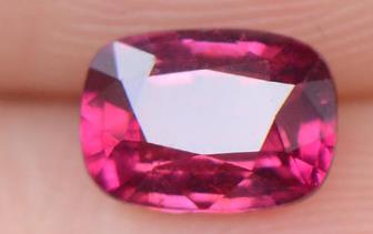 世界珍貴寶石排名 光明之山價值一億美元 英國皇室所有