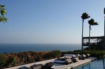 全球最浪漫酒店 泰國斯攀瓦普吉島度假村坐落于半山腰