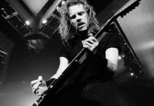 世界十大重金屬歌手 Metallica也是金屬樂隊的開創者