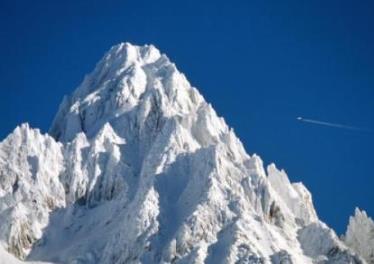 成都最好玩的地方推薦 錦里古街是當地非常知名的商業街