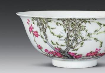 拍賣最貴的瓷器排行榜 追韓信圖梅瓶被稱為中國瓷器三絕之一