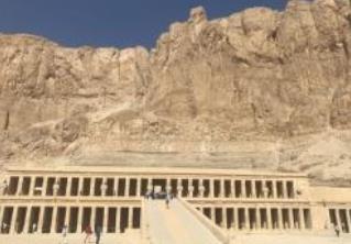 歷史上最有權勢的女人 埃莉諾是最富有最權威的女性之一