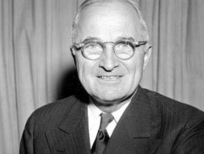 美國最優秀的總統 林登·貝恩斯·約翰遜任期內政績優異