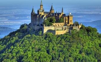 米蘭景點排行榜 米蘭大教堂是米蘭最為有名的大教堂