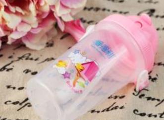 奶瓶十大品牌 Pigeon貝親1957年8月貝親株式會社在日本成立