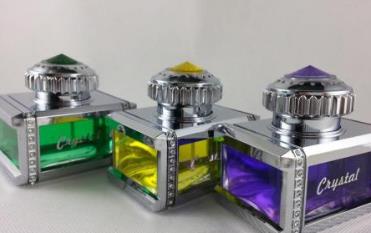 香水加盟十大品牌排行榜 洛麗塔香水法國香水界的奇跡