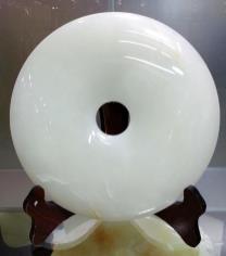 玉石十大品牌排行榜 鉑晶玉石是從事珠寶首飾研發大型珠寶企業