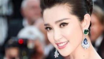 中國十大富豪明星 趙薇中國大陸女演員歌手導演