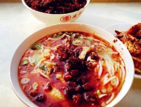 米線十大品牌 大梁雞丁米線備受人們喜愛和推崇