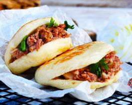 推薦十家西安小吃 袁記肉夾饃是陜西特色小吃的典型代表