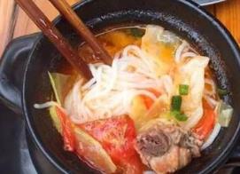 米線十大品牌 大梁雞丁米線備受人們喜愛和推崇