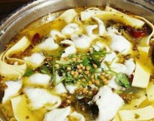 四川魚火鍋十大品牌 藤椒魚火鍋鮮而不腥回味悠長