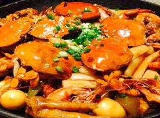 肉蟹煲排行榜 巴比酷肉蟹煲是一家個性十足的時尚餐廳