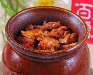 全國最火爆的10個瓦罐快餐品牌 瓦罐香沸小吃實現了品牌質的飛躍