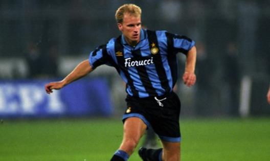 英超足球歷史十大巨星排行榜 英超足球明星盤點(diǎn) 英超球星排名