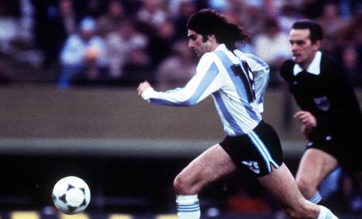 足壇歷史十大十號(hào)球員排行榜 足壇十號(hào)明星球員都有誰(shuí)