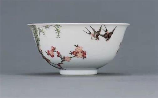 拍賣最貴的十大瓷器排行榜 元青花蕭何月下追韓信圖梅瓶8.4億港幣