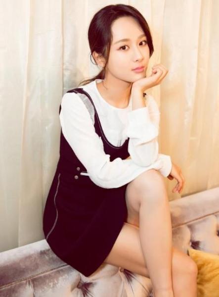 2018女星網(wǎng)絡(luò)熱度排名 楊紫第七 趙麗穎第3 榜首迪麗熱巴人氣最高