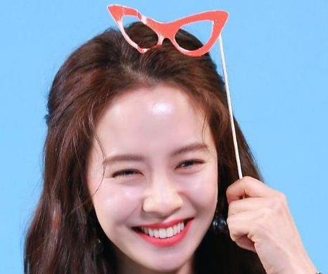 亞洲十大治愈女神排行 劉詩詩舉止得體有大將之風