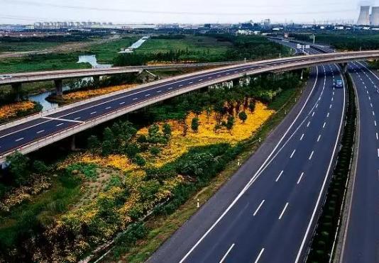 高速公路亂收費怎么辦?高速服務區充電樁是快充還是慢充 高速公路亂收費怎么辦?高速服務區充電樁是快充還是慢充