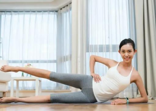 夏天跳劉畊宏可以開空調嗎?夏天跳劉畊宏的時候可以吹風扇嗎 夏天跳劉畊宏可以開空調嗎?夏天跳劉畊宏的時候可以吹風扇嗎