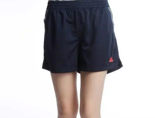 運動短褲買什么樣的好?運動短褲里面穿的長褲叫什么 運動短褲買什么樣的好?運動短褲里面穿的長褲叫什么