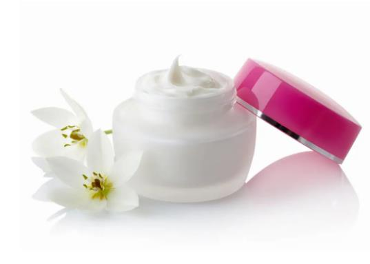 夏天護膚品需要放冰箱嗎?夏天護膚品放車里一天還能用嗎 夏天護膚品需要放冰箱嗎?夏天護膚品放車里一天還能用嗎