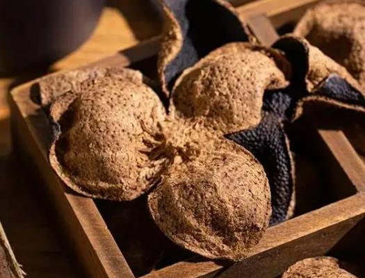 ��ô���Ƥ�ǲ��ǰlù�ģ��Ƥ���˪�ǰlù�ˆ�