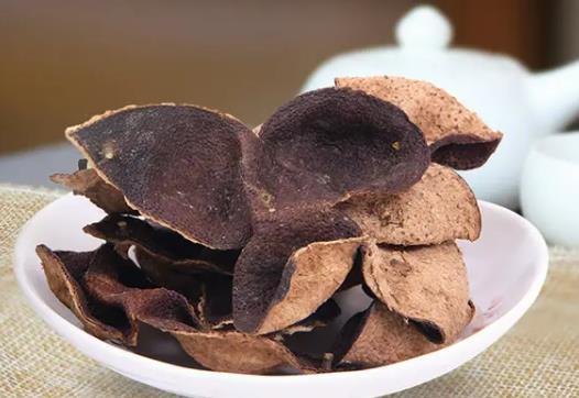 �Ƥ�б��|�چ᣿�Ƥ�ϵİ�˪��ʲô