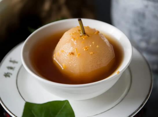 梨水不加冰糖有用嗎?煮梨水吃梨還是喝水 梨水不加冰糖有用嗎?煮梨水吃梨還是喝水