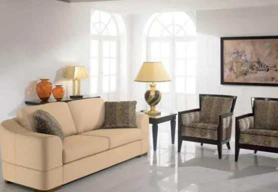 �¼Ҿ߼�ȩ��Σ�������ж����ζ���ļҾ�һ���м�ȩ����(bi��o)��