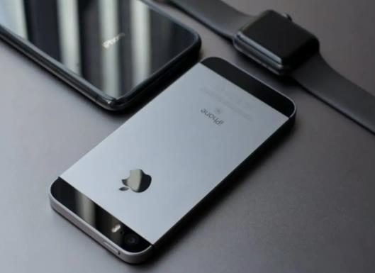 手機防輻射貼貼在手機上還是手機殼上?手機防輻射貼真的可以防輻射嗎 手機防輻射貼貼在手機上還是手機殼上?手機防輻射貼真的可以防輻射嗎