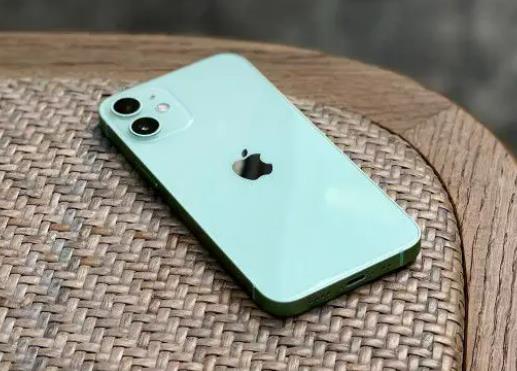 手機防輻射貼貼在手機上還是手機殼上?手機防輻射貼真的可以防輻射嗎 手機防輻射貼貼在手機上還是手機殼上?手機防輻射貼真的可以防輻射嗎