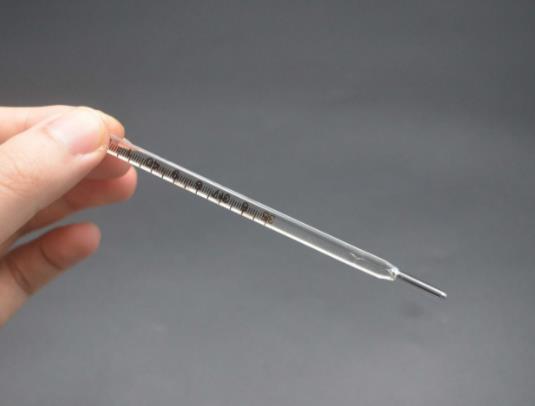 體溫計是鐵頭朝下嗎?水銀溫度計怎么用 體溫計是鐵頭朝下嗎?水銀溫度計怎么用