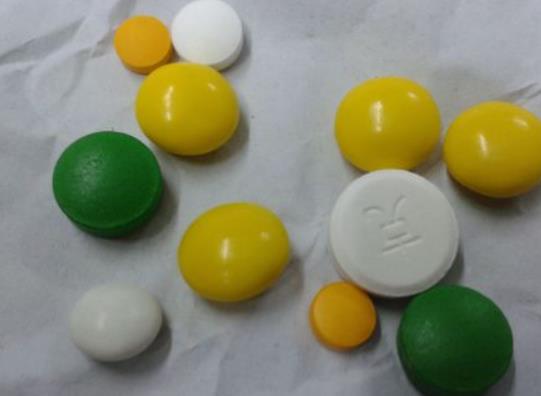 ��Ɲ���ί��¹�Ч����ô�ӣ���Ɲ��Ƭ���ո��ԕ���ô��