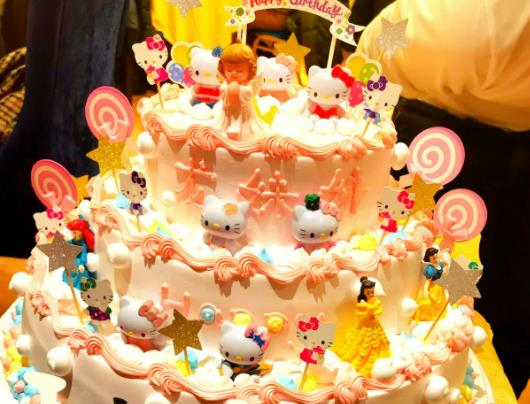 上海迪士尼生日當(dāng)天門票免費(fèi)嗎?迪士尼生日是按照身份證上面的日期嗎 上海迪士尼生日當(dāng)天門票免費(fèi)嗎?迪士尼生日是按照身份證上面的日期嗎