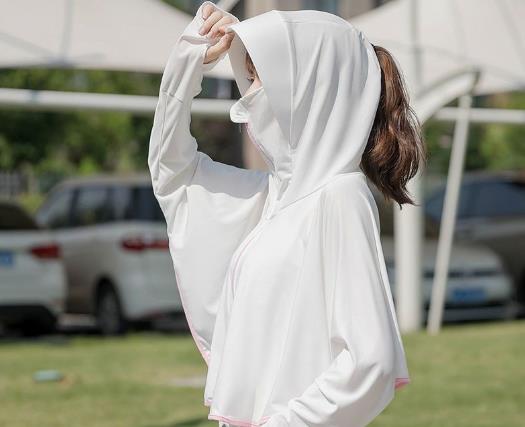防曬衣大一點好還是正常就好?防曬衣是長的好還是短的好 防曬衣大一點好還是正常就好?防曬衣是長的好還是短的好