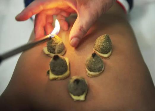 艾灸盒熏得很黑說明什么問題?艾灸盒子太燙怎么處理 艾灸盒熏得很黑說明什么問題?艾灸盒子太燙怎么處理