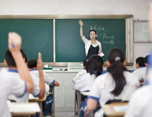 2023С������(b��o)���ύ�ö�ο��Ԇ���2023����С������(b��o)���W(xu��)У�����Ɔ�