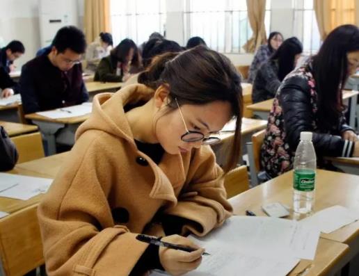 考試前送什么寓意好?考試適合穿什么顏色的衣服 考試前送什么寓意好?考試適合穿什么顏色的衣服