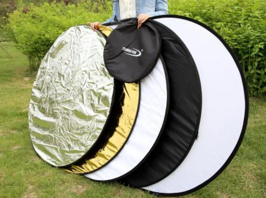 反光板和補光燈的區別是什么?反光板可以用擦鏡紙擦嗎 反光板和補光燈的區別是什么?反光板可以用擦鏡紙擦嗎