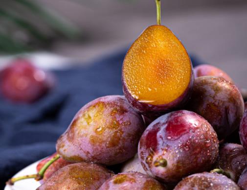 ��÷��ɫ��߀�ǜ\ɫ�ã���÷��ʲô����ɫ�ͼtɫ