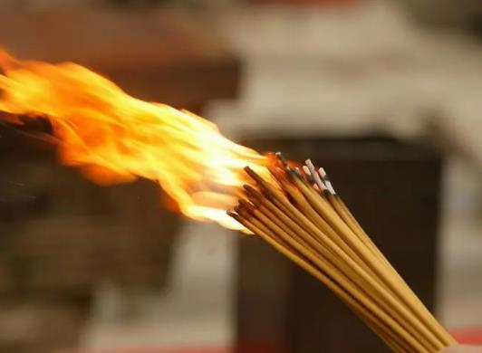 ����ȥ�R��߀�����磿�R������ô�ݷ���