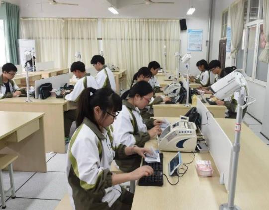 �ߵĸ߿��}�����ڸ߿��}һ�ӆ᣿�߸߿����Ķ���ʲô��(n��i)��