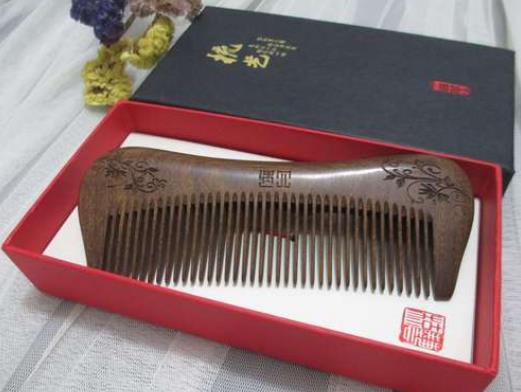 檀木梳子斷了怎么修復(fù)?檀木梳子為什么容易斷 檀木梳子斷了怎么修復(fù)?檀木梳子為什么容易斷