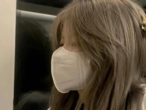 為什么染棕色白發(fā)老是蓋不干凈?榛果灰棕發(fā)色會掉成黃色嗎 為什么染棕色白發(fā)老是蓋不干凈?榛果灰棕發(fā)色會掉成黃色嗎