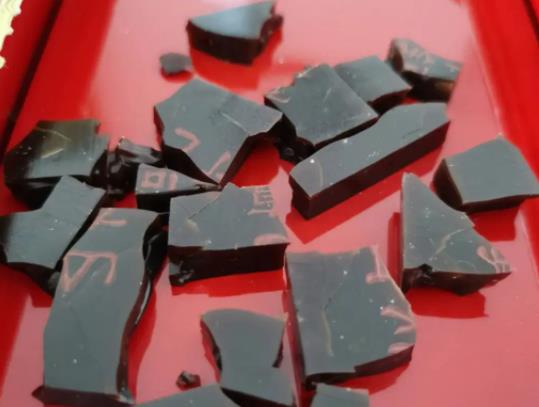 藥店里500多的阿膠是真的嗎?一次吃了250克的阿膠會(huì)過(guò)量嗎 藥店里500多的阿膠是真的嗎?一次吃了250克的阿膠會(huì)過(guò)量嗎