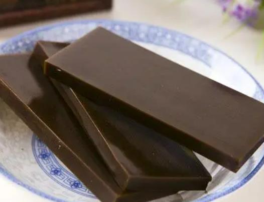 藥店阿膠有散裝賣的嗎?阿膠年份越老越貴還是越便宜 藥店阿膠有散裝賣的嗎?阿膠年份越老越貴還是越便宜