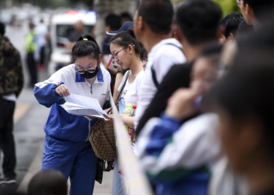高考考場三天都是一樣的嗎?高考考場是怎么安排的 高考考場三天都是一樣的嗎?高考考場是怎么安排的