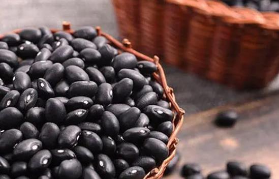 �������ԳԺڶ��᣿���Č������ԳԺڶ���